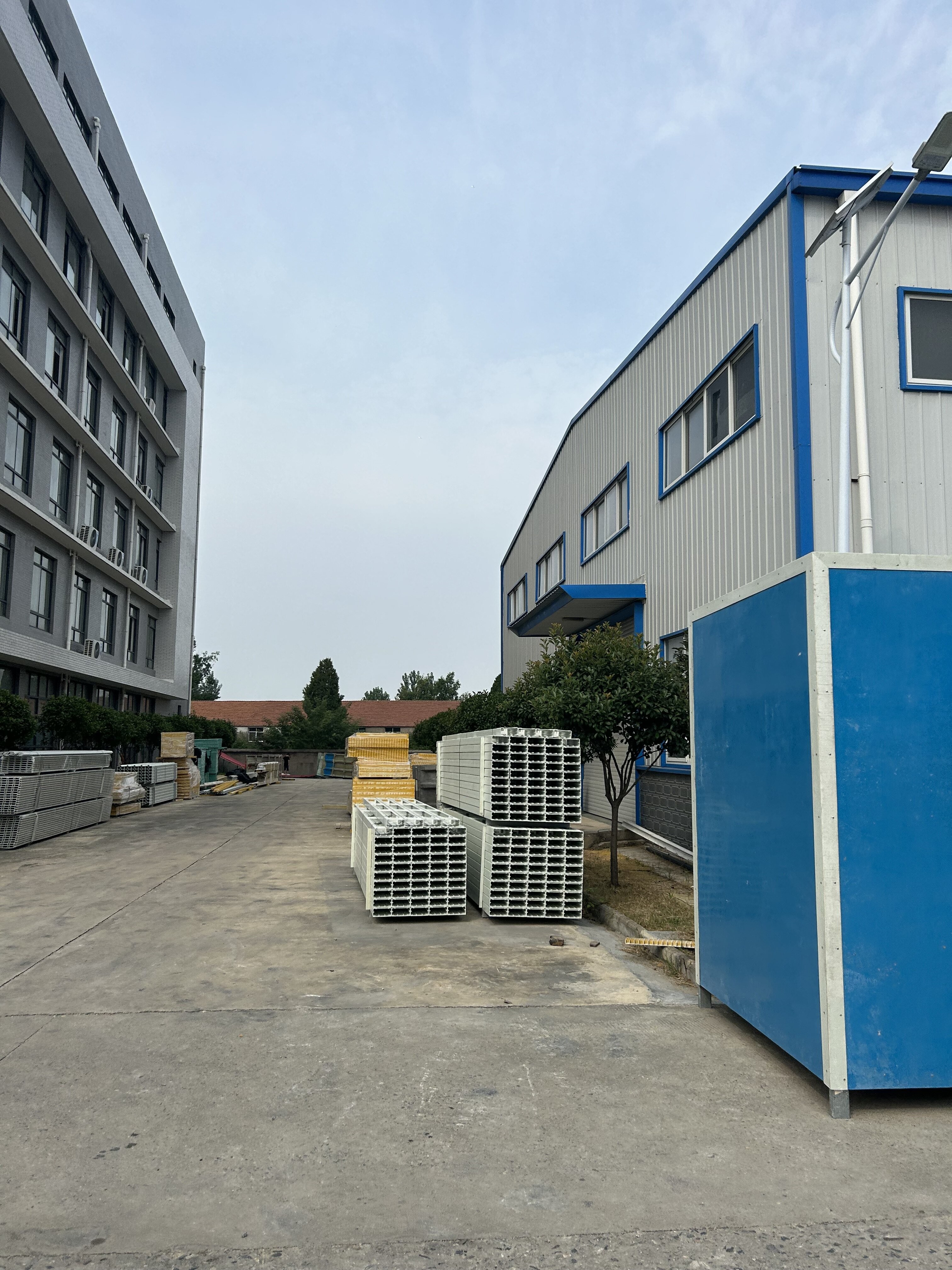 Hubei Yue Zhong Xin Fibreglass Manufacturing Co., Ltd.