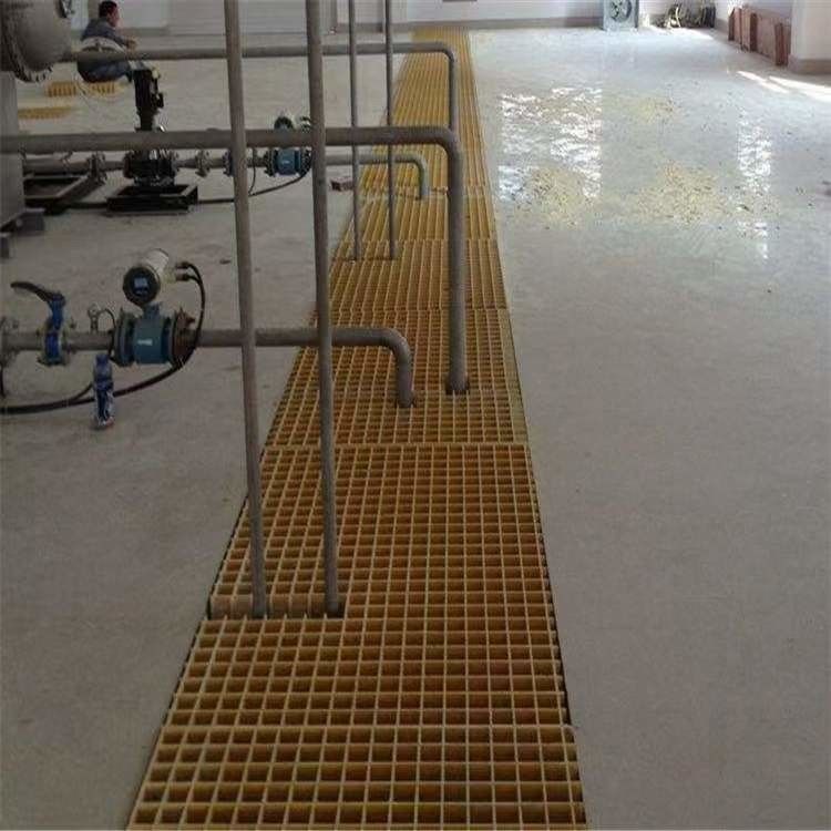 مصنع الغطاء الكهربائي الممشى استخدام 38 * 38 * 30mm FRP شبكة تخصيص الحجم واللون