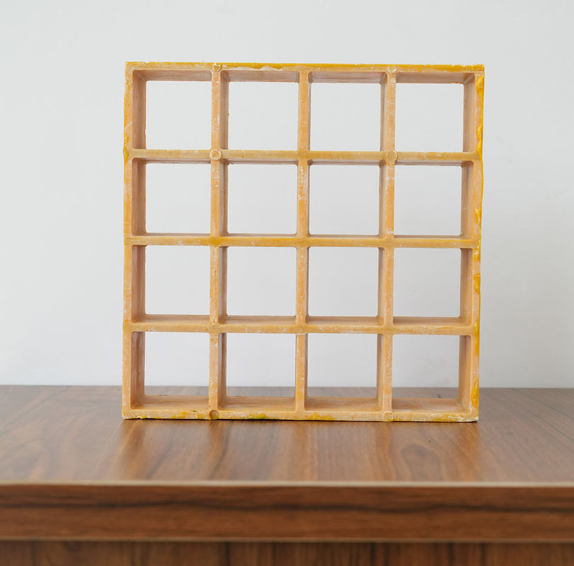 شباك FRP المستخدمة في منصة أو ممر في 38 * 38 * 38mm مع لون مخصص وحجم
